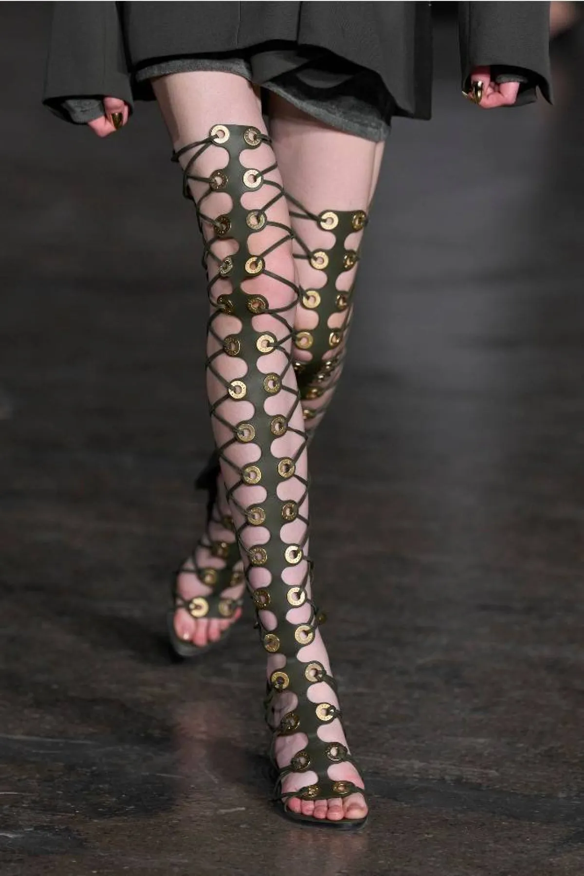 موديلات أحذية غلادييتور من ديون لي Dion Lee