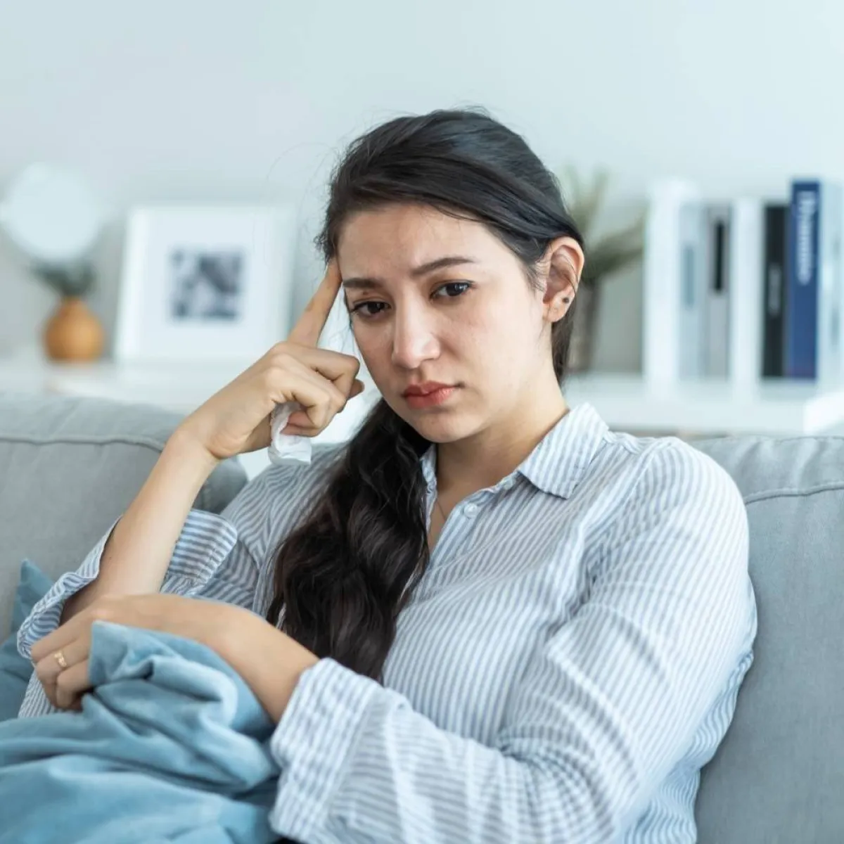 صورة لأم قلقة