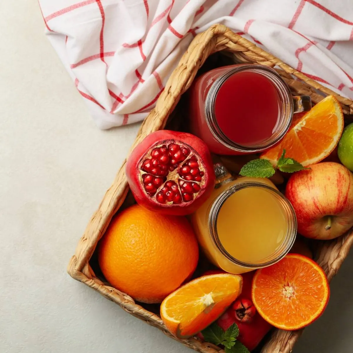 صورة لمجموعة من الفواكه