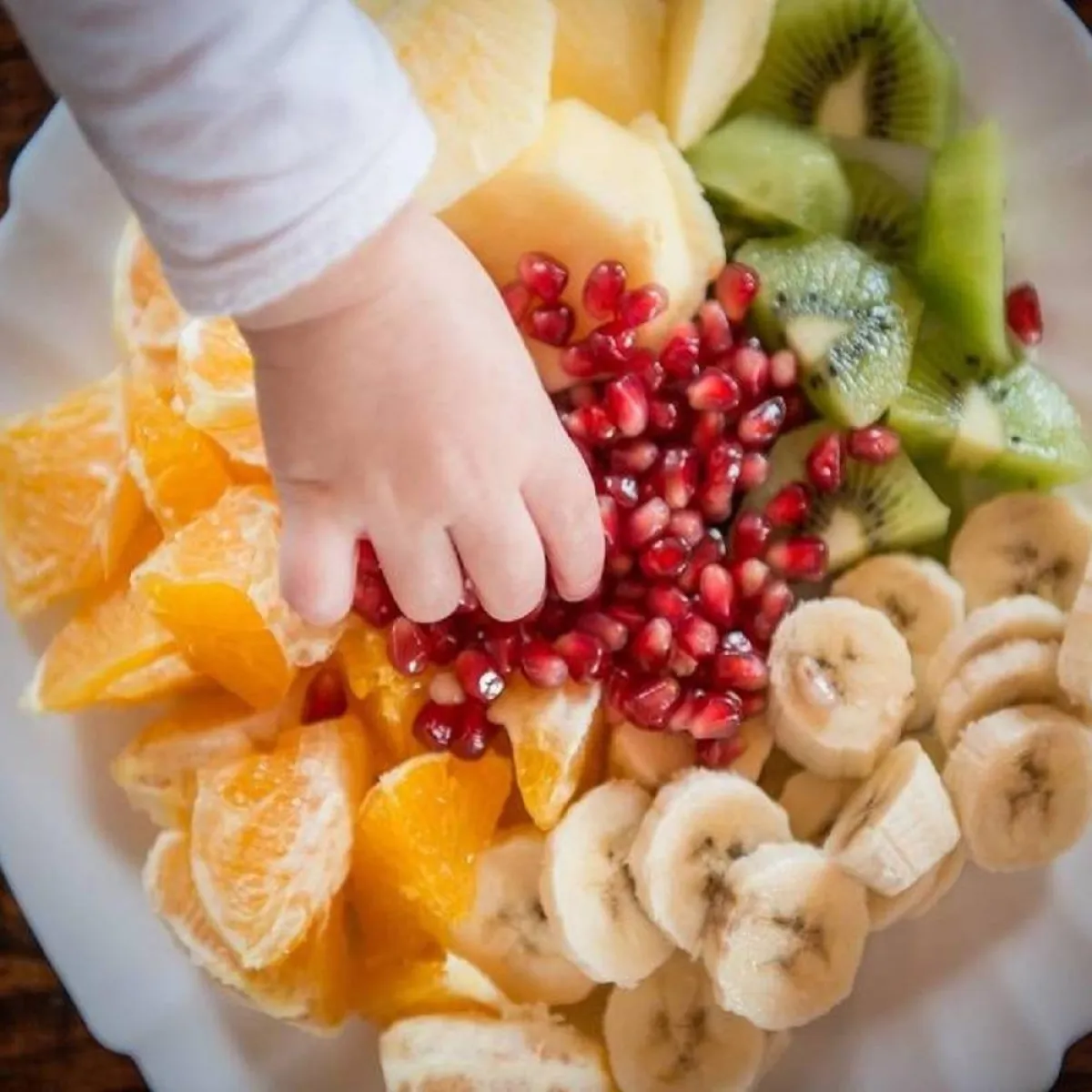 صورة لطبق من الفاكه