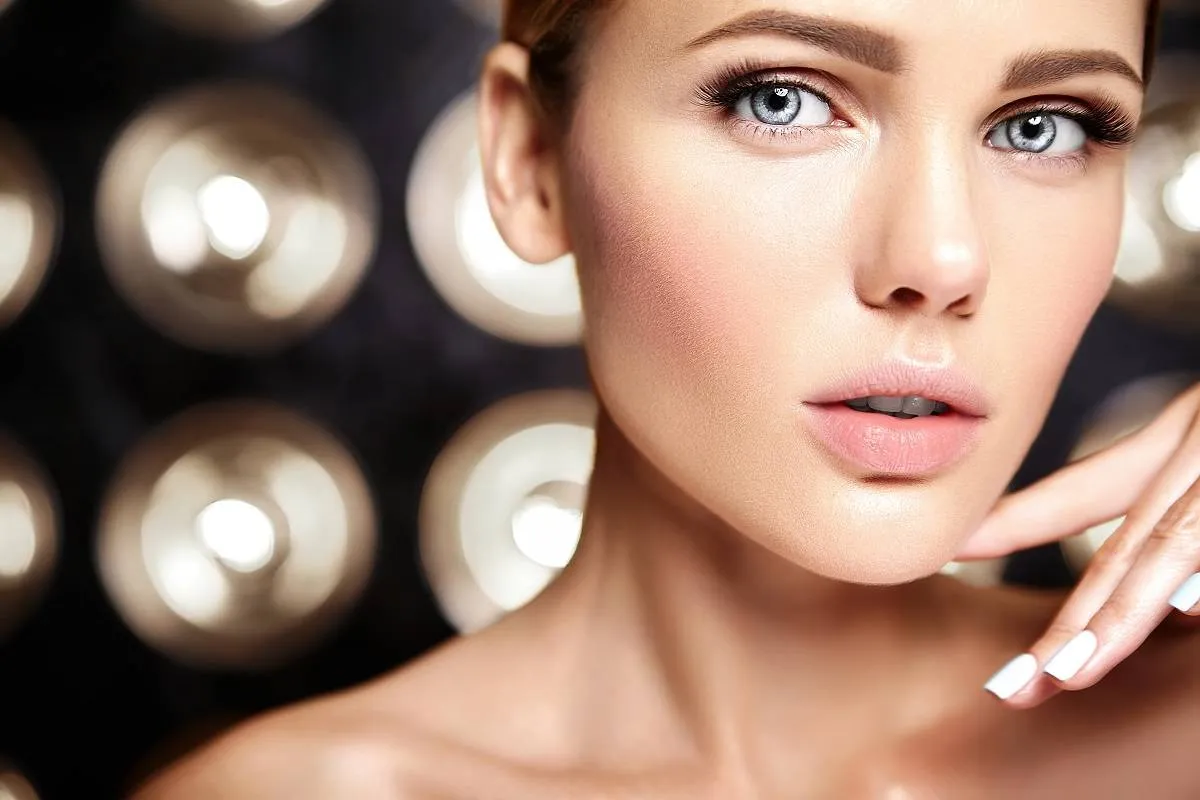 خلطات توريد الشفاه