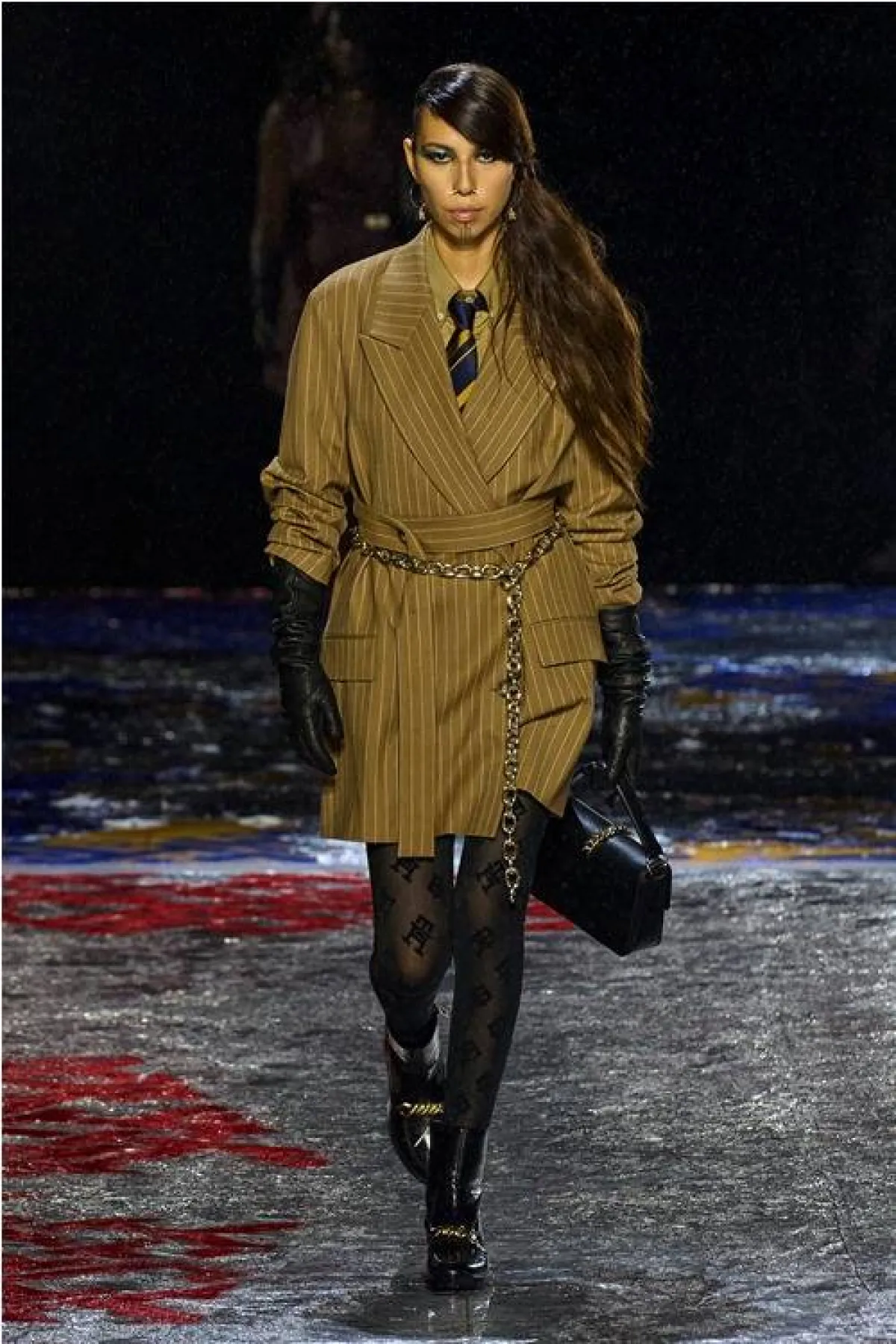 تنسيق الحزام من تومي هيلفيغر Tommy Hilfiger