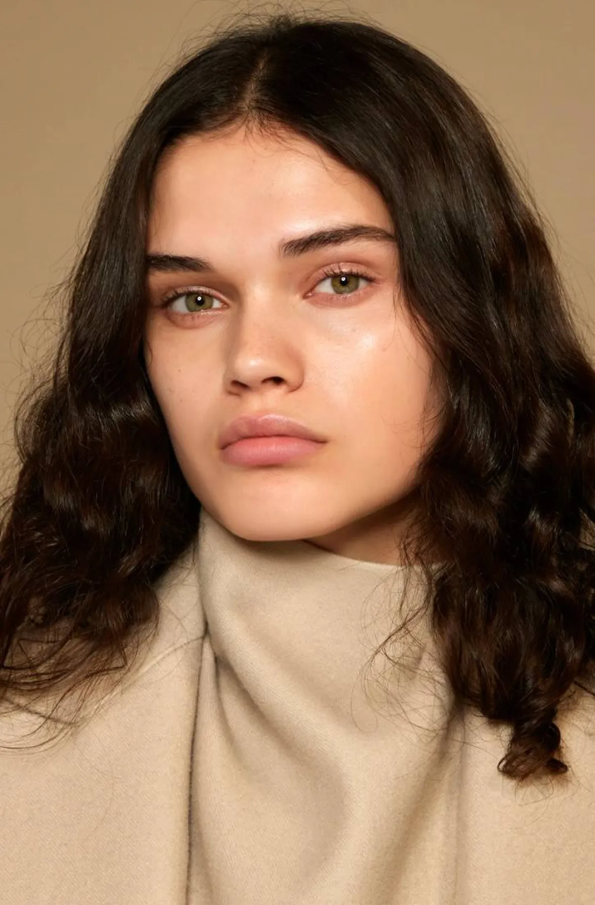 طلّة المكياج الطبيعية The Nude Makeup