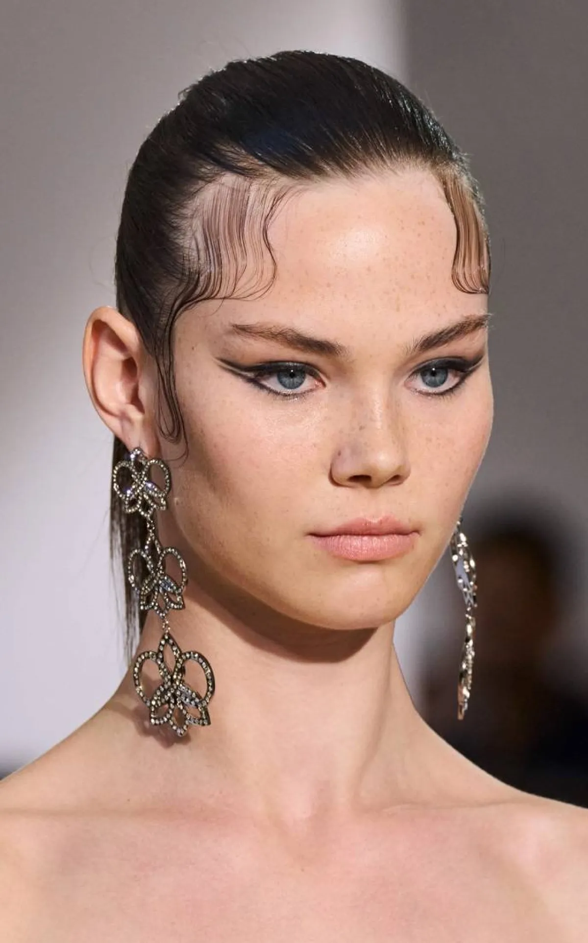 طلّة المكياج الطبيعية The Nude Makeup