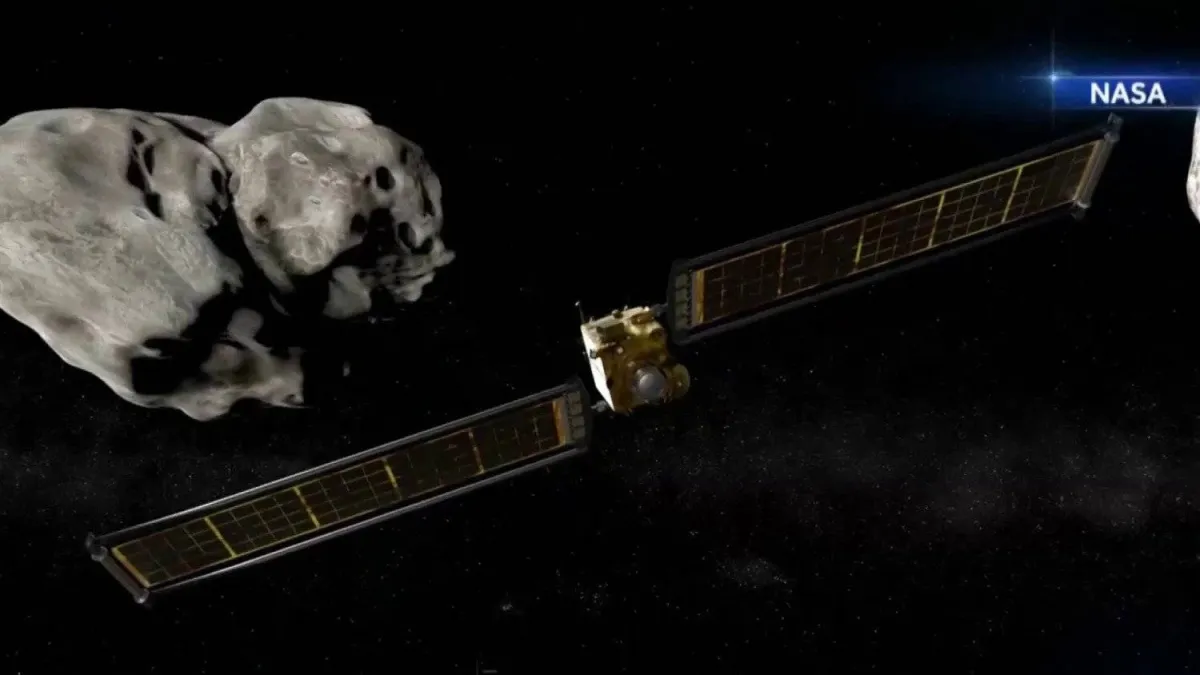 صورة للحظة اصطدام مركبة ناسا بكويكب