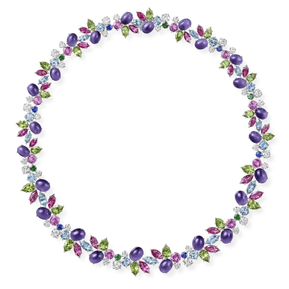 قلادة Winston Icons Collection مرصوفة بحجر الجشمت من Harry Winston