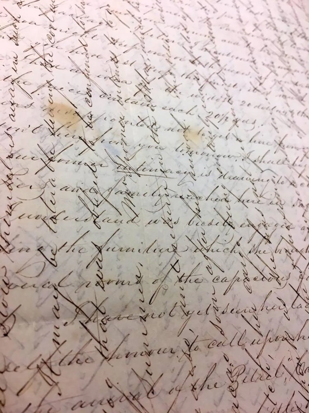 أغرب طريقة لكتابة الرسائل