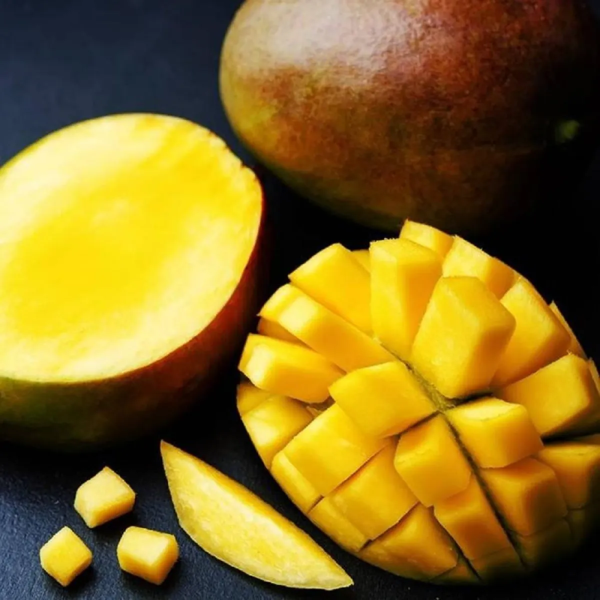 صورة لمانجو مقشرة