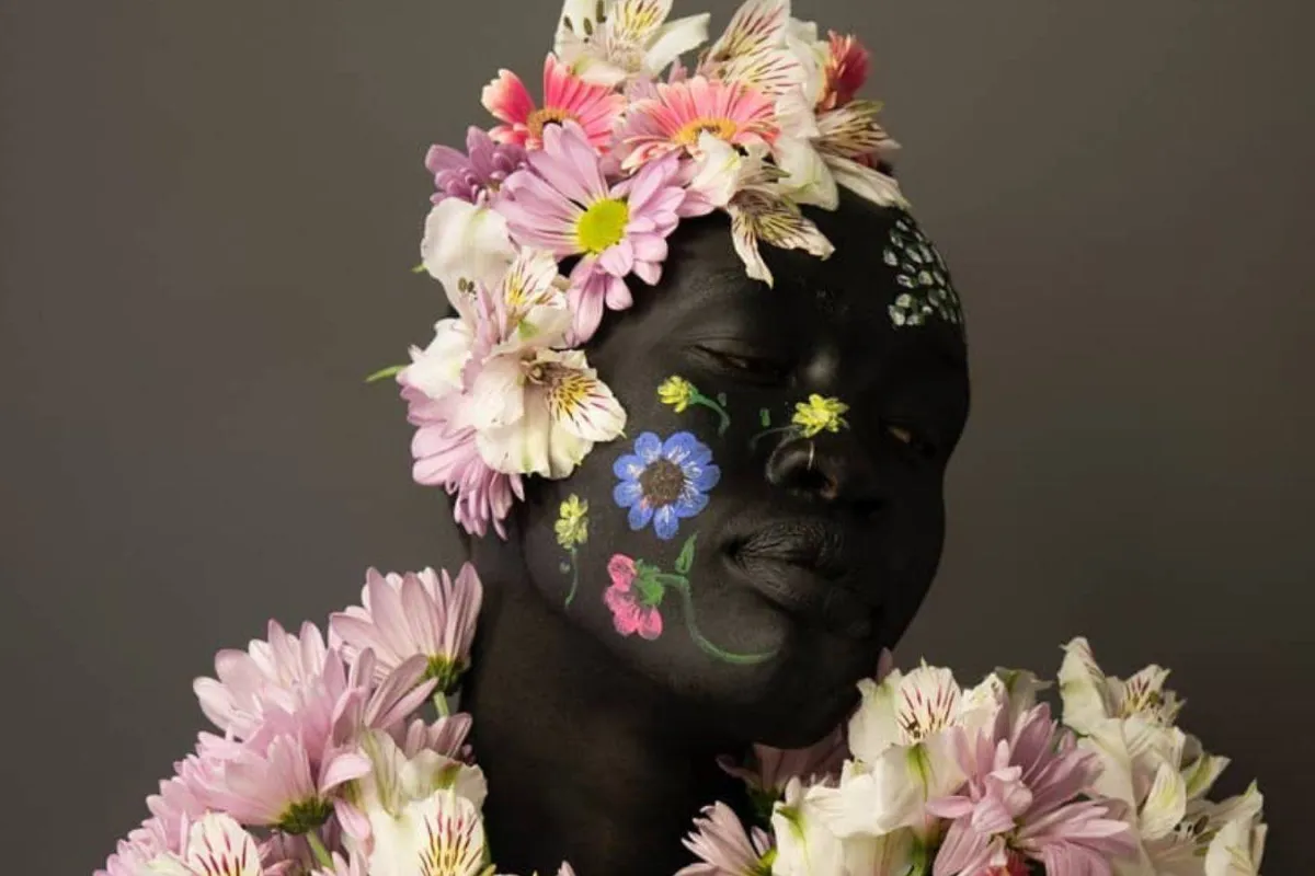 سيدة إفريقية