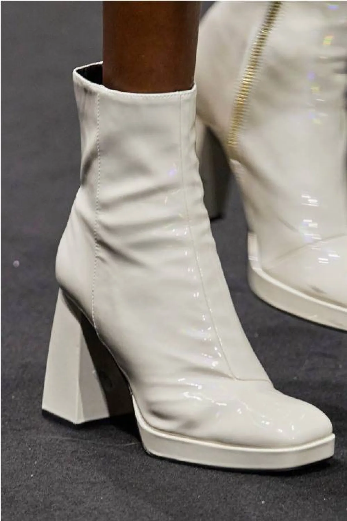 حذاء الكاحل لخريف 2022 من أولز فاشن Alls Fashion