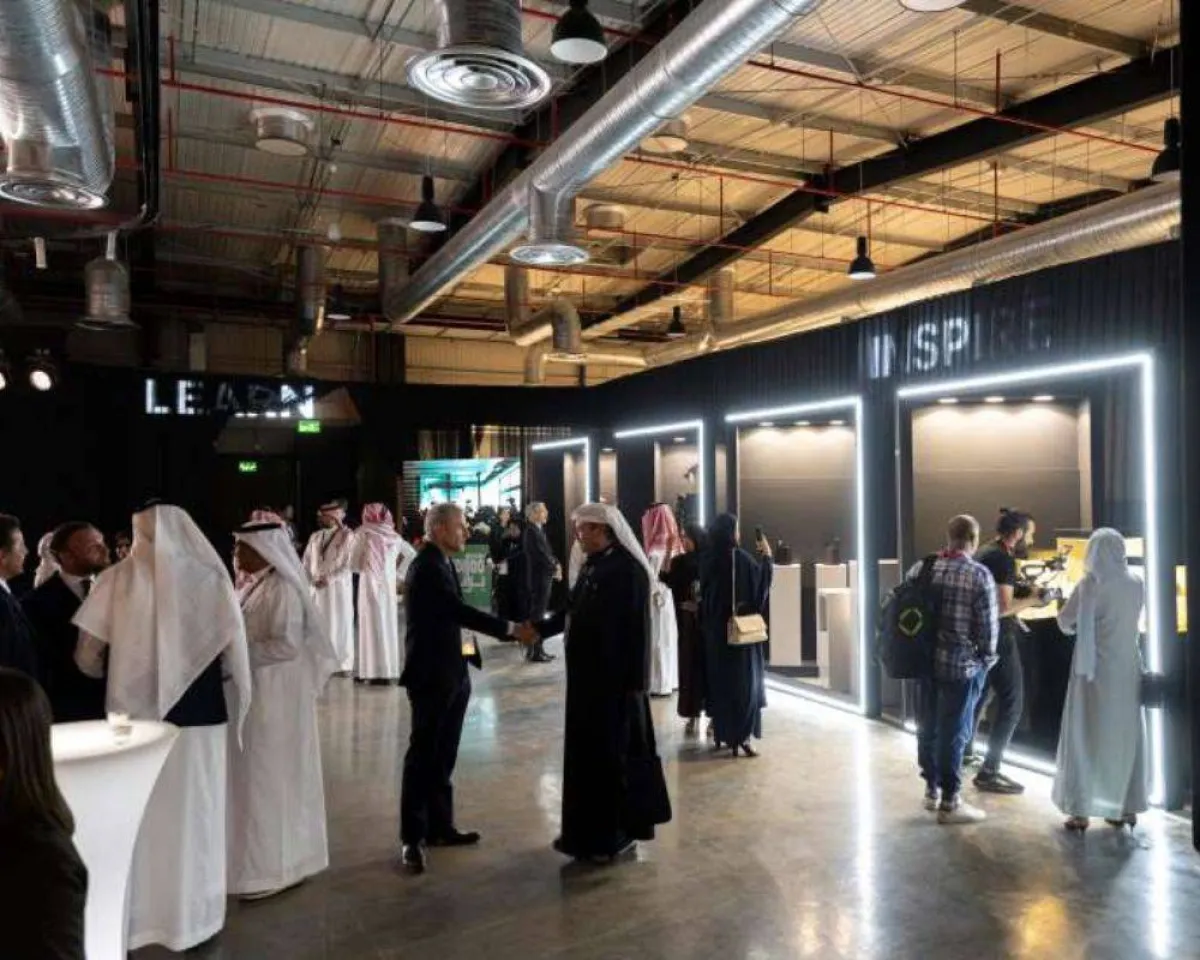 من حضور اللقاء