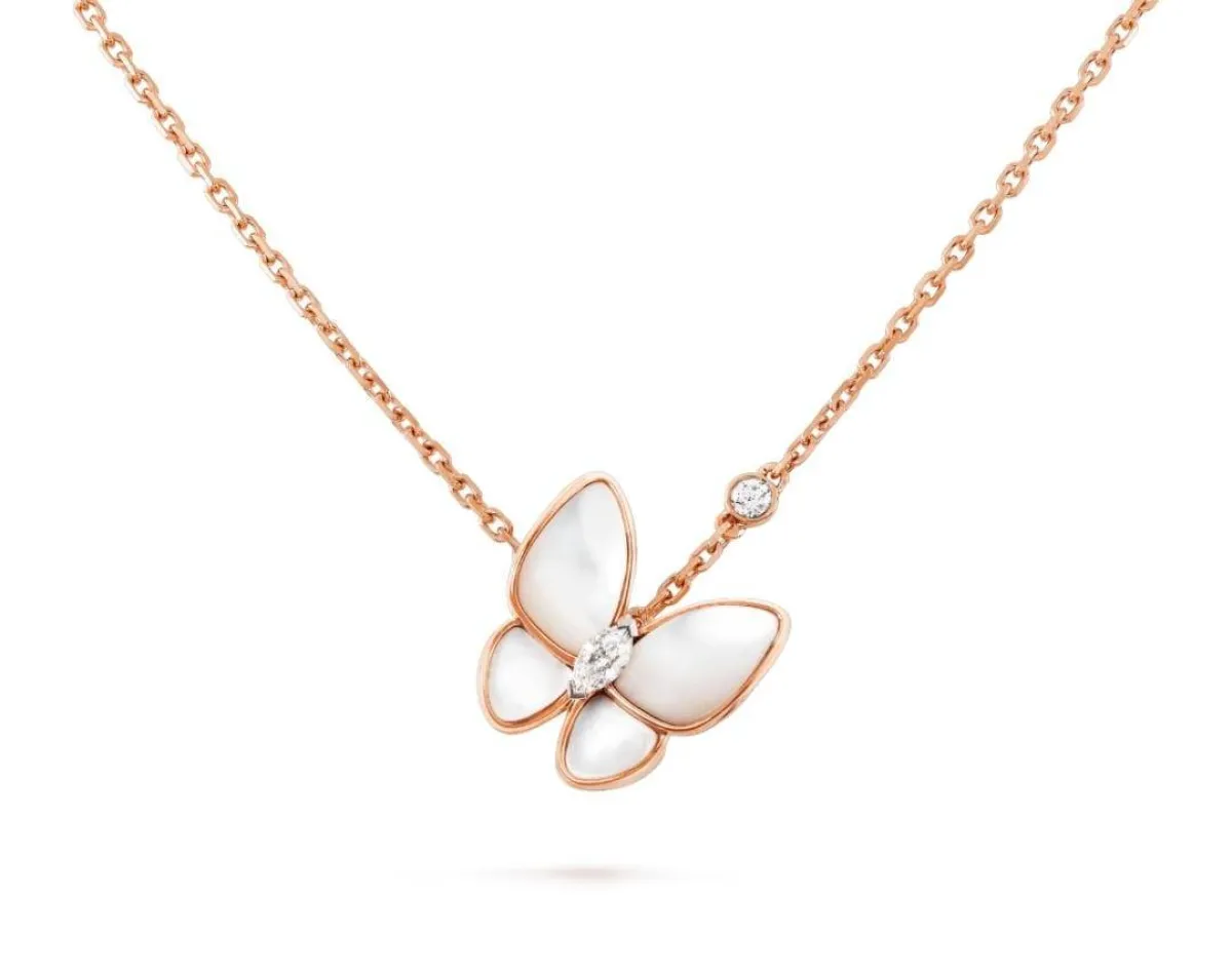 قلادة Two Butterfly pendant من فان كليف آند أربلز Van cleef&Arpels 