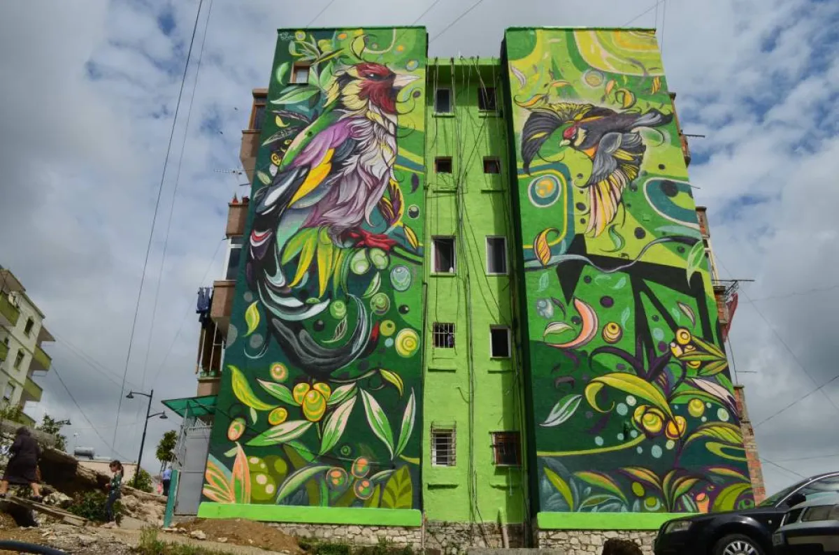 جداريات  الفنانة  فياو سيلفا Fio Silva