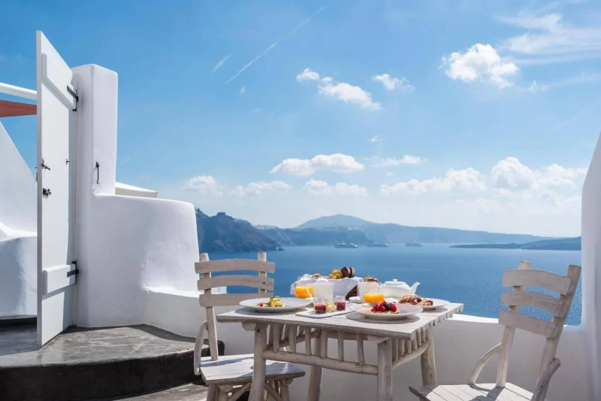 وجبة فطور صباحية مخصصة للثنائي في أندرونيس بوتيك هوتل