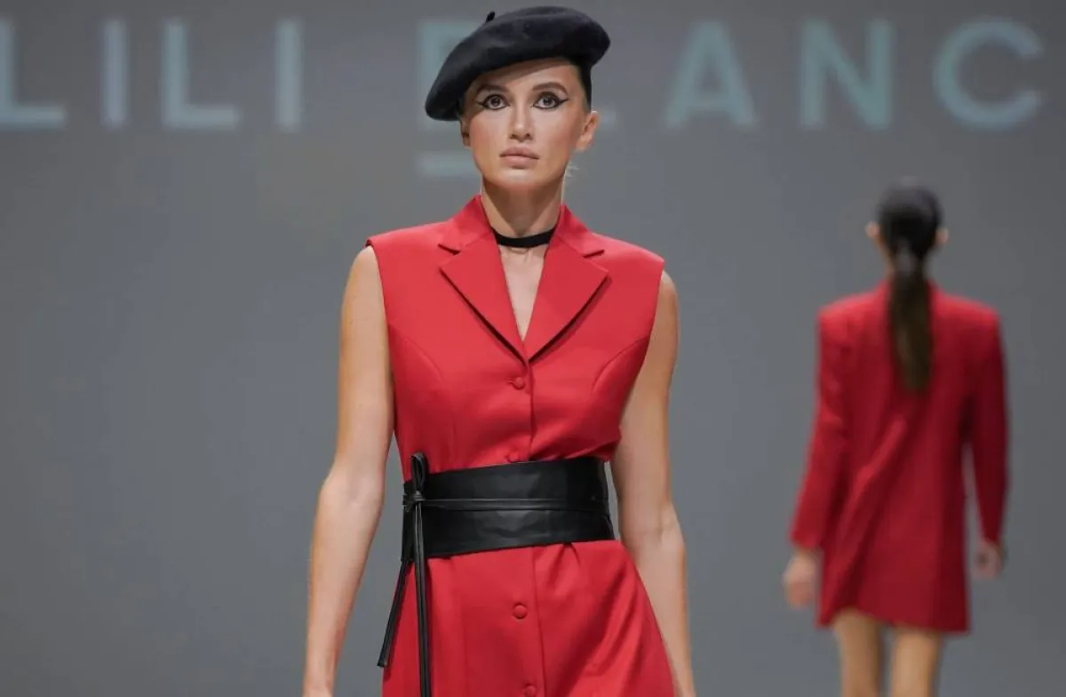 الحزام في مجموعات خريف وشتاء 2022-2023