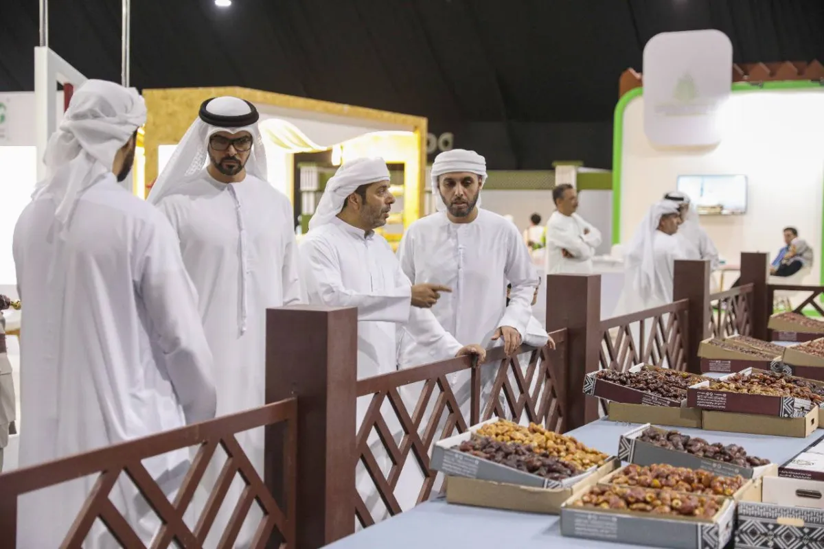 انطلاق مهرجان ليوا للتمور. الصورة من "وام"