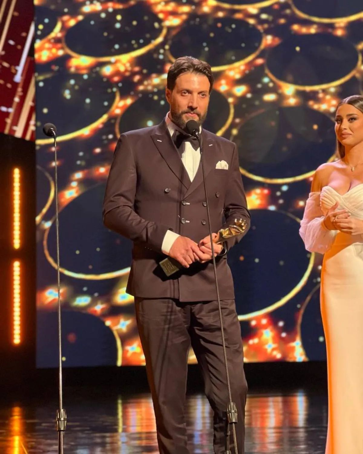 محمد الأحمد من حفل الموريكس دور - الصورة من حساب الجائزة على انستغرام