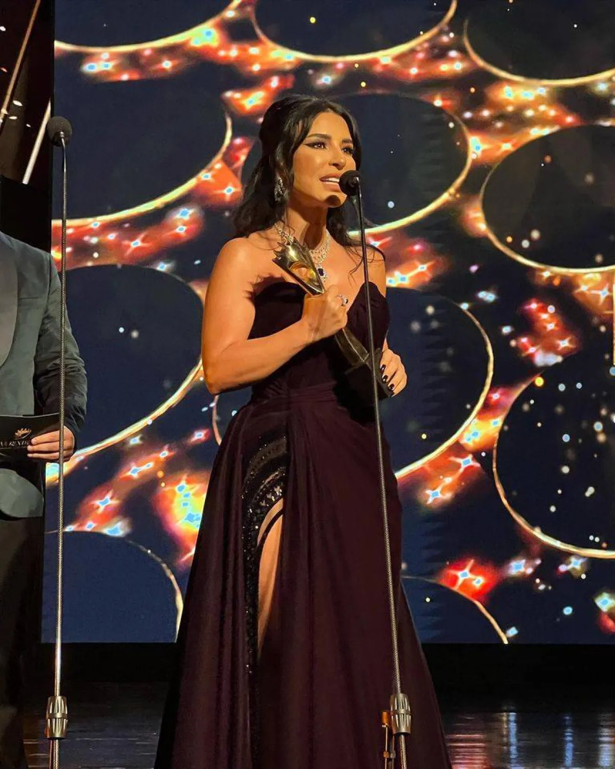 ماغي بو غصن من حفل الموريكس دور - الصورة من حساب الجائزة على انستغرام