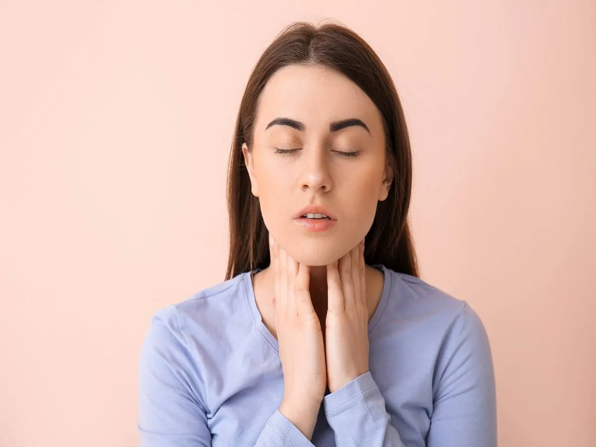 علاج صديد الحلق فى المنزل