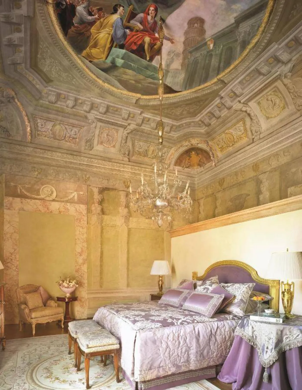 ملامح كلاسيكية راقية في غرف فندق فور سيزونز فلورنسا