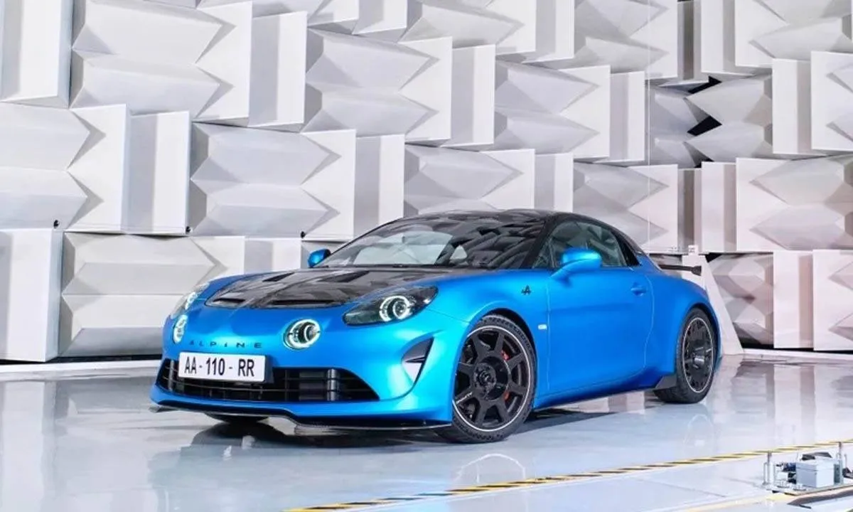 معرض باريس للسيارات في دورته الجديدة : رينو وجيب يتحولان إلى الكهرباء