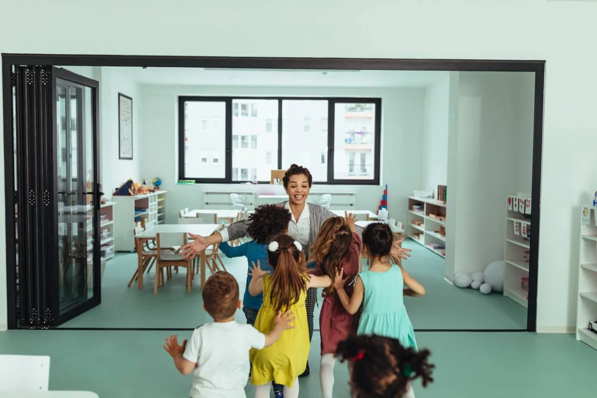 صورة لنموذج مدرسة ريجيو إميليا