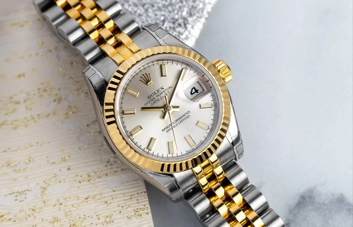 ساعات بمزيج ألوان الذهب Mix & Match