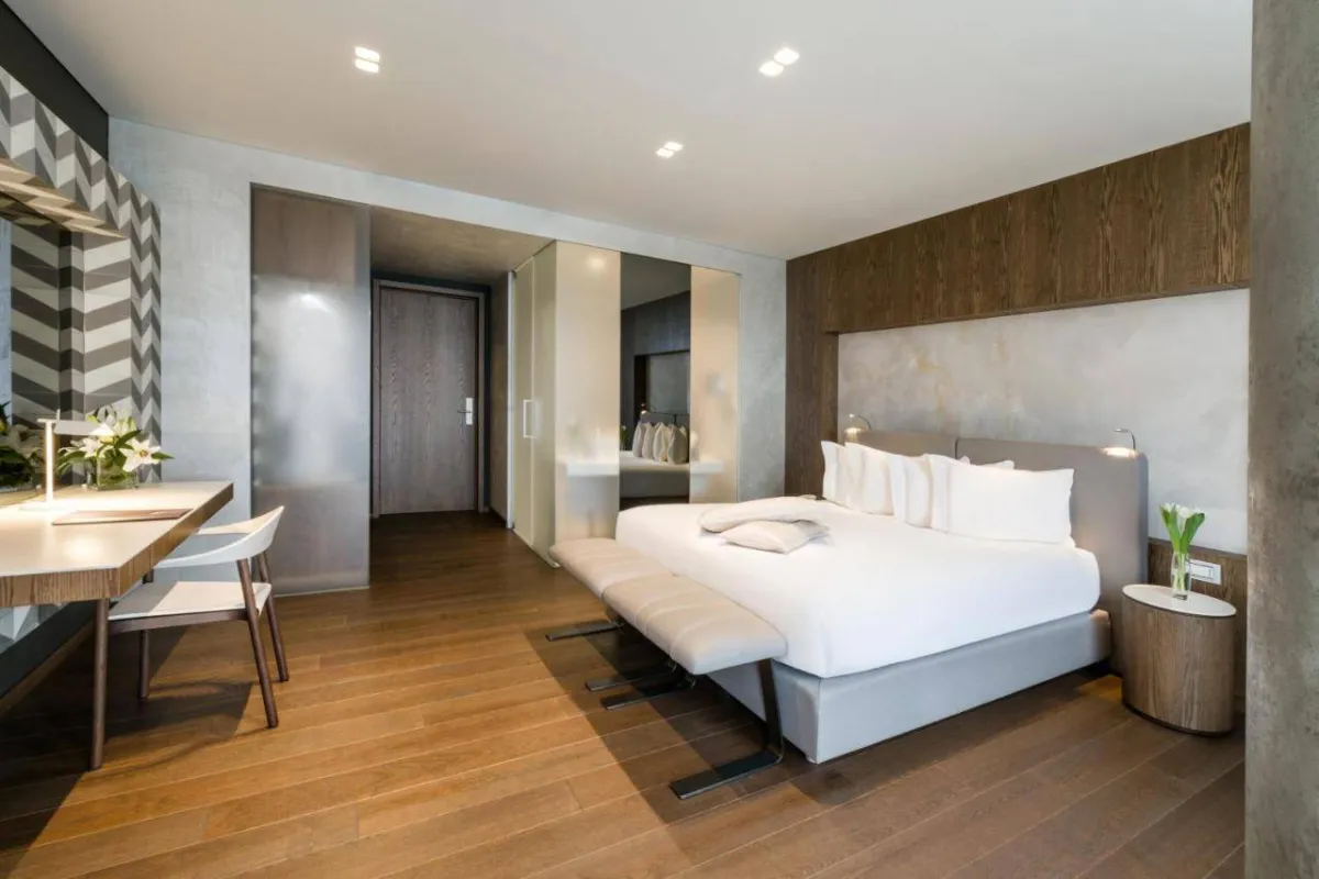 ماريتيم هوتل بلازا تيرانا