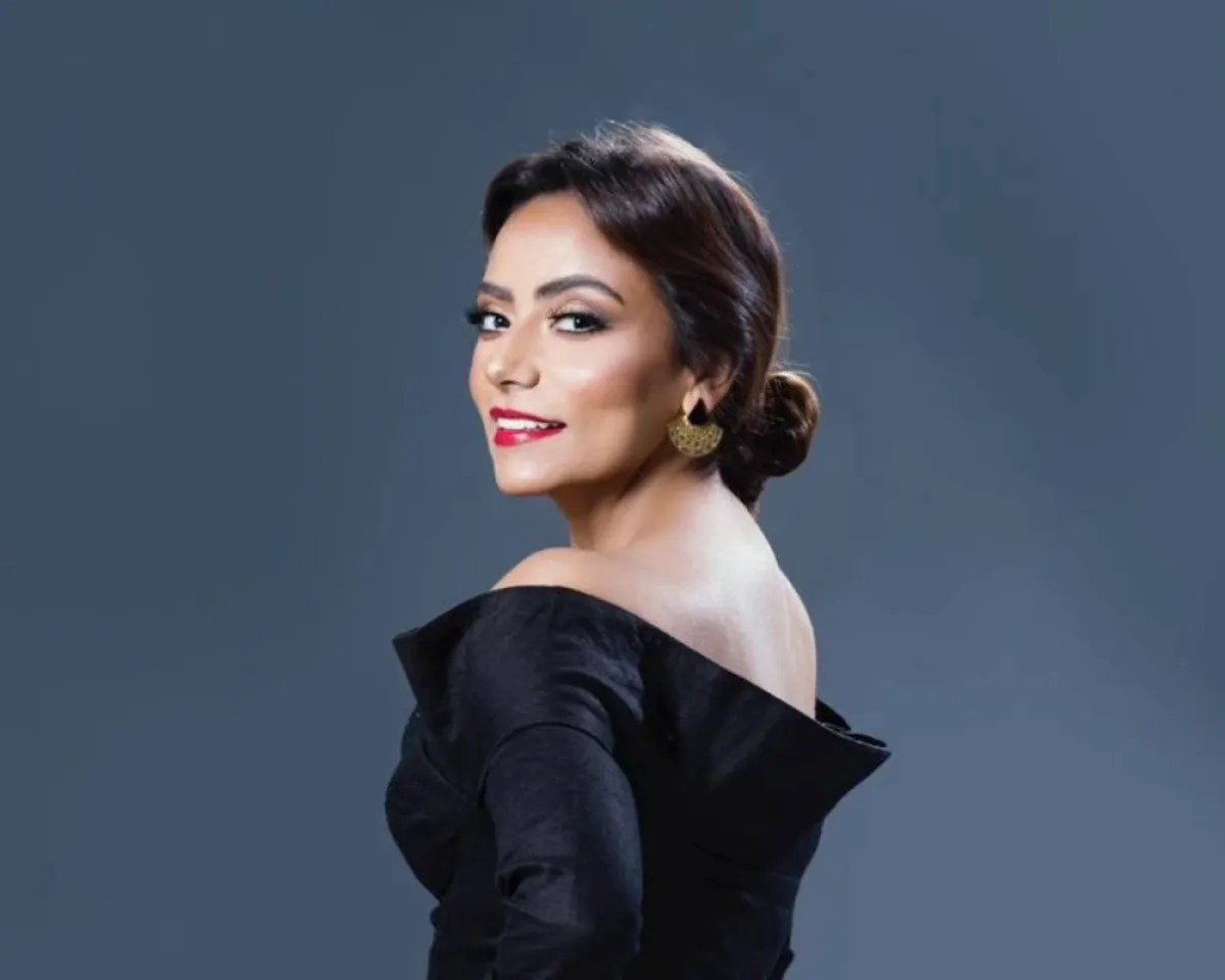 سارة الطباخ - الصورة من حسابها على الفيس بوك