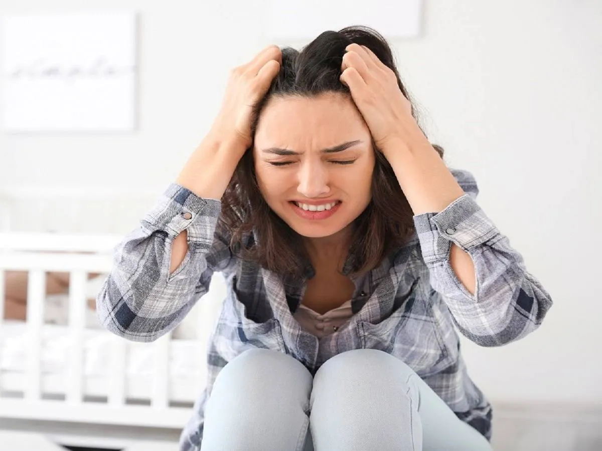 صورة لحامل تعاني من القلق والاكتئاب 