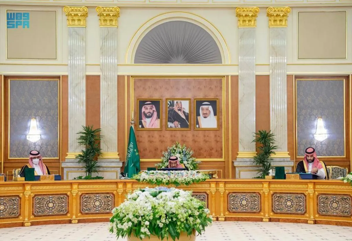 خادم الحرمين الشريفين يرأس جلسة مجلس الوزراء - الصورة من "واس"