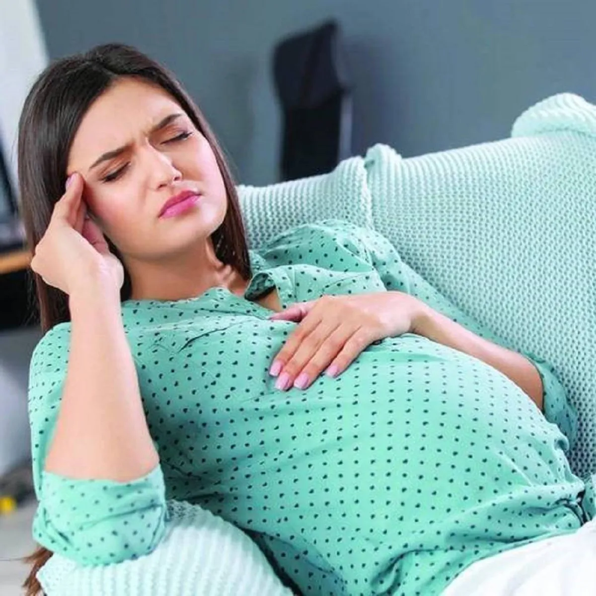 صورة لحامل تشعر بالدوخة