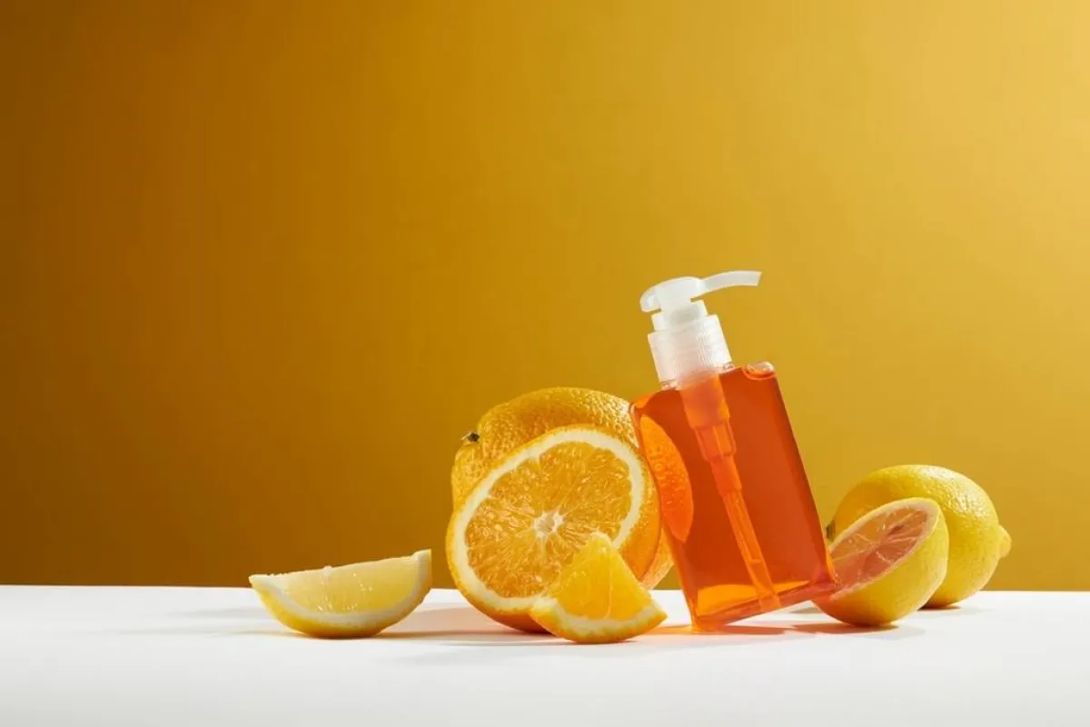 زيت البرتقال الأساسي 