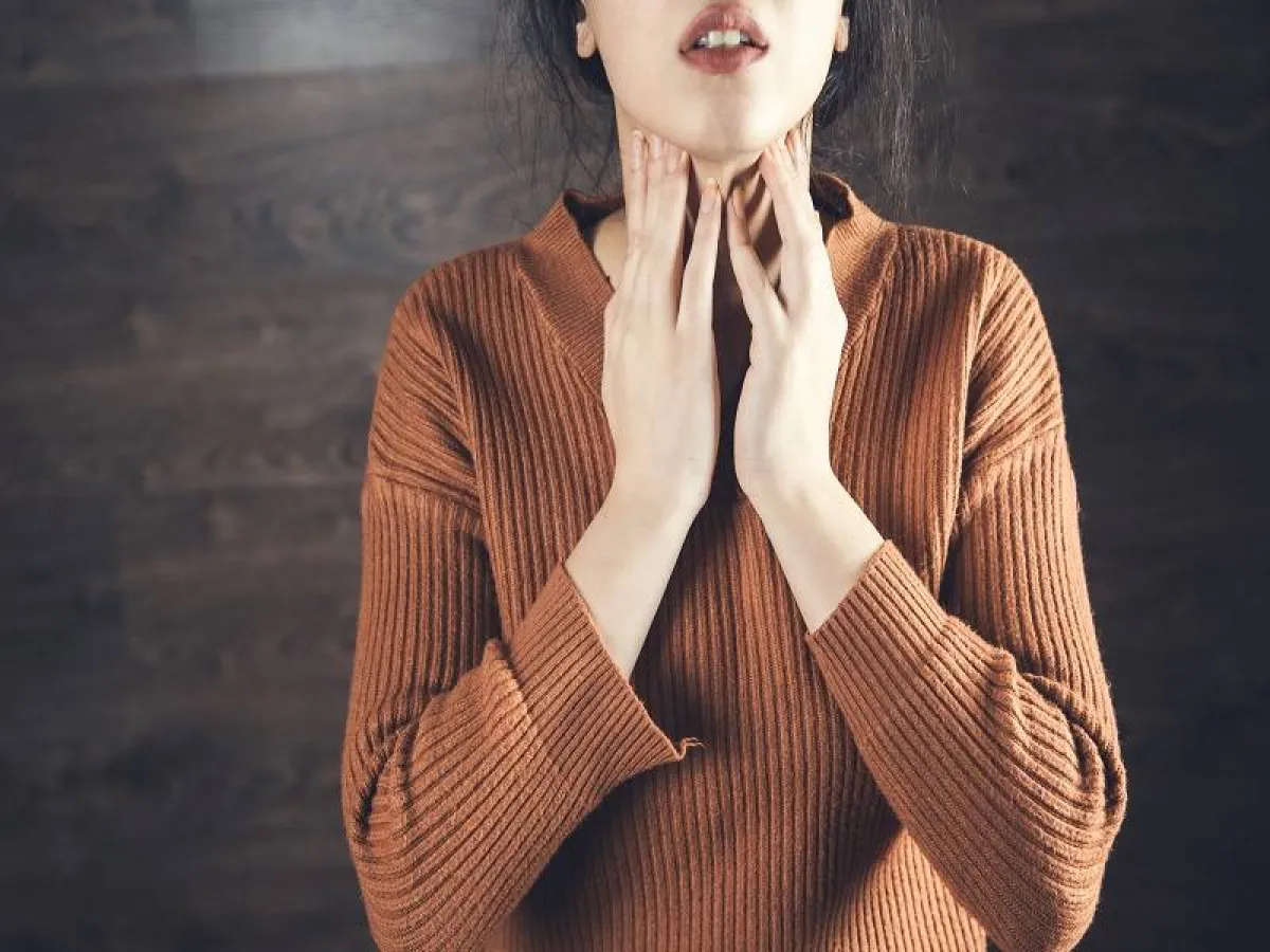 سرطان الحلق غير شائع نسبيَا مقارنة بأنواع السرطان الأخرى 