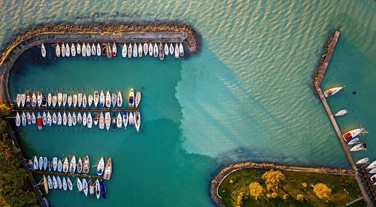 بحيرة بالاتون