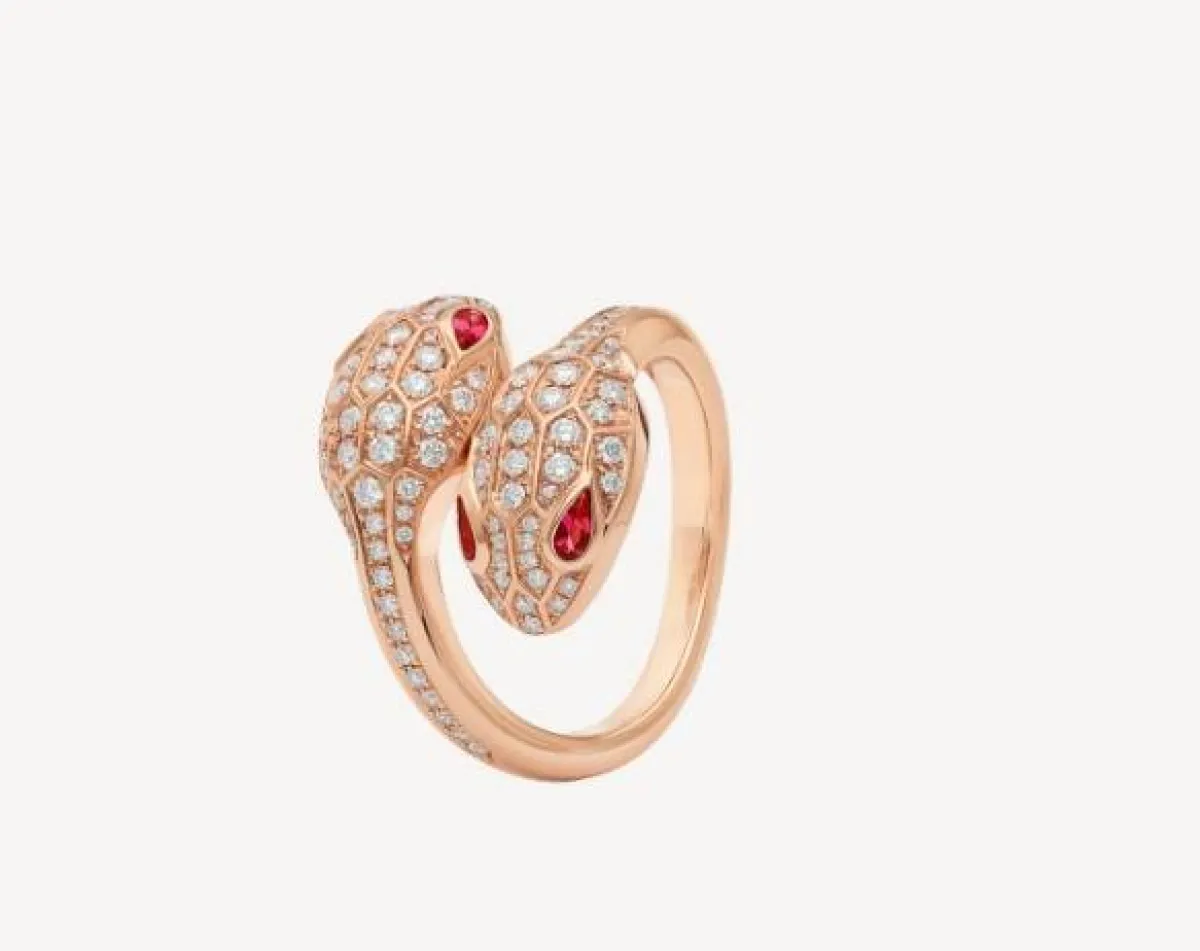 خاتم Serpenti Seduttori من بلغاري Bvlgari