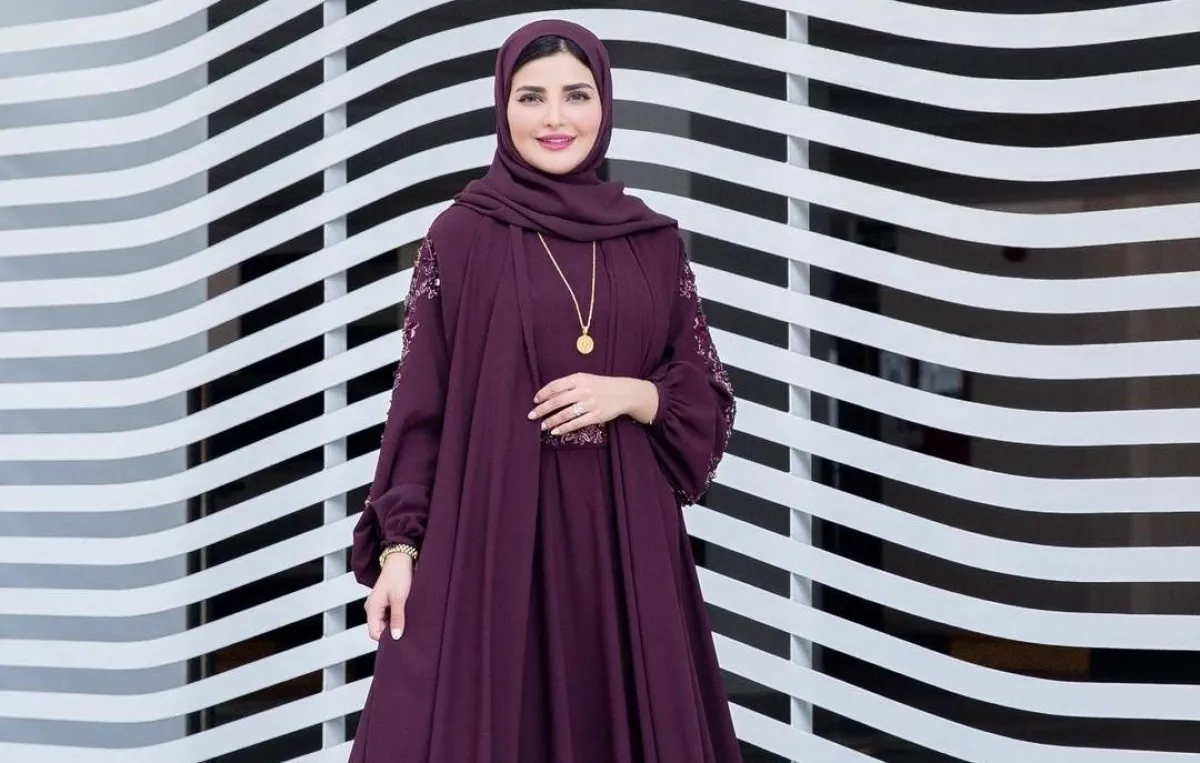 موديلات عبايات بألوان شتوية