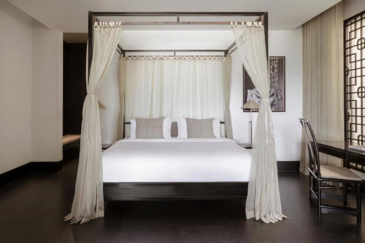 لقطة لإحدى الغرف في ذا بافيليونز فوكيت