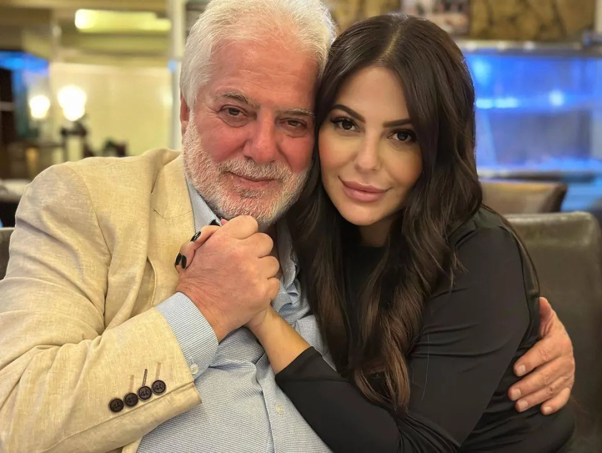 ليليا الأطرش - صورة مع والدها من حسابها على انستغرام