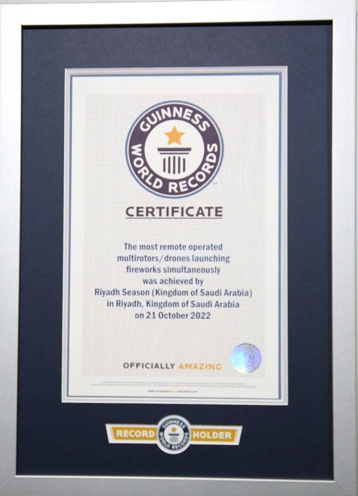 موسم الرياض يدخل موسوعة غينيس بأكبر عدد "درون" تطلق ألعابا نارية - الصورة من حساب تركي آل الشيخ