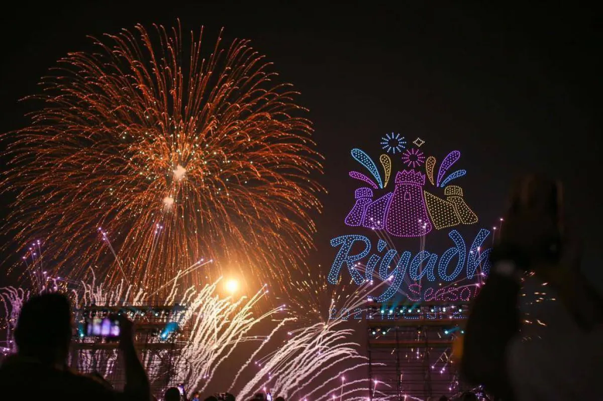 زوار موسم الرياض 2022 على موعد مع فعاليات منطقتي "ونتر وندرلاند" و"بوليفارد رياض سيتي" اليوم - الصورة من حساب تركي آل الشيخ