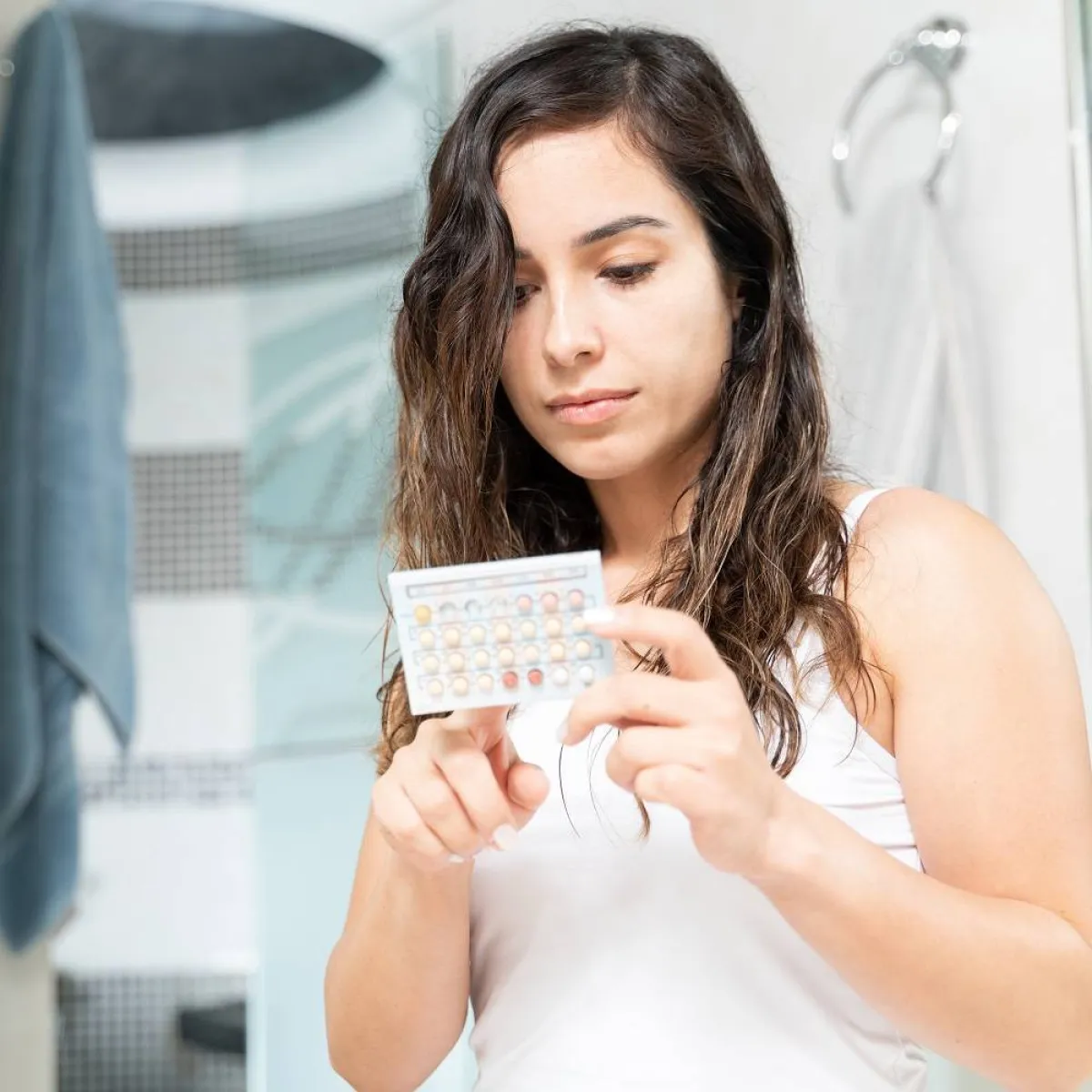 صورة تعبر عن الاهتمام بحبوب منع الحمل
