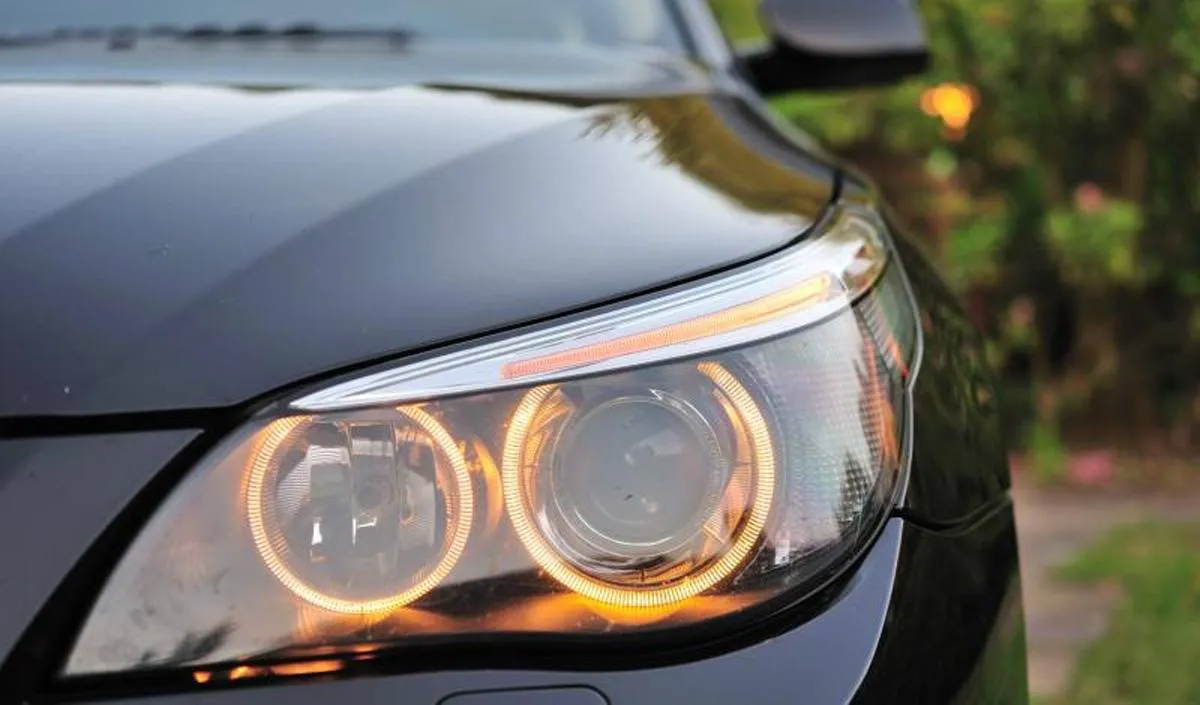 أسباب تؤدي إلى ضعف إضاءة مصابيح السيارة