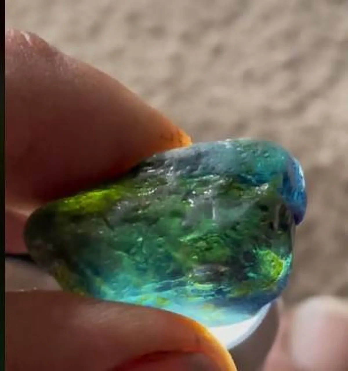  ياقوتة نادرة