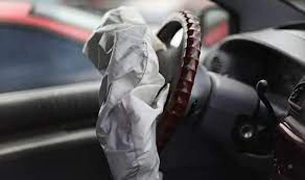 أسباب إضاءة لمبة الإيرباق في سيارتك