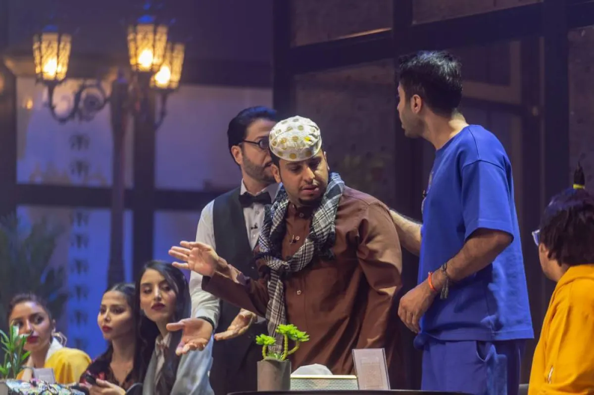 فيصل العيسى في مسرحية يلا بوليفارد - تصوير المركز الإعلامي لموسم الرياض