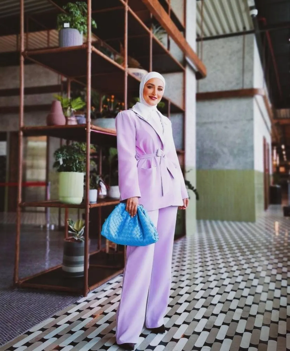 إطلالات بدرجات الباستيل من دلال الدوب