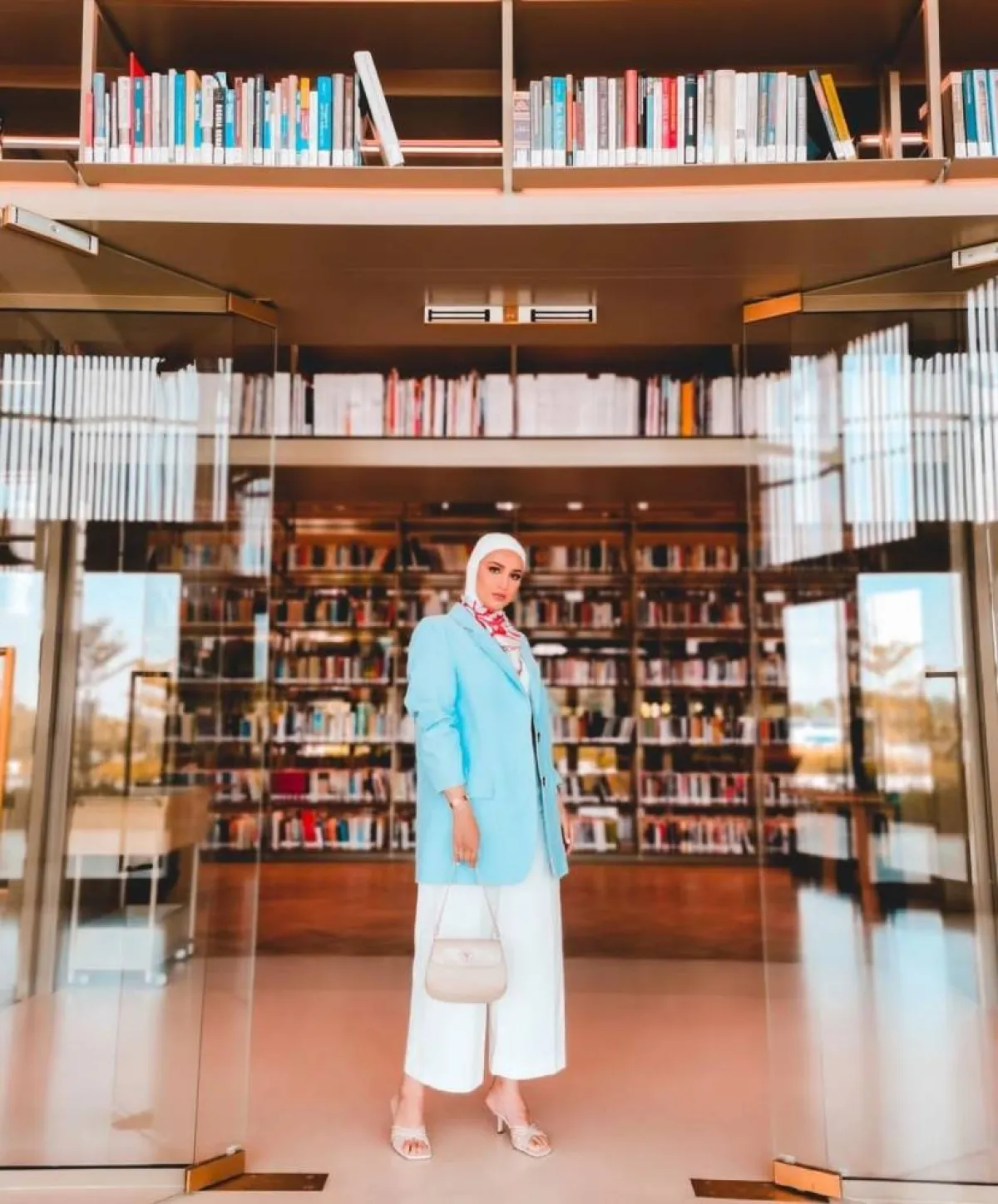 إطلالات بدرجات الباستيل من دلال الدوب