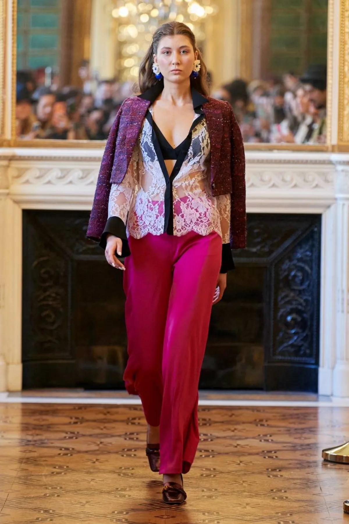 سروال كاجوال باللون الزهري من فلاينج سولو Flying Solo