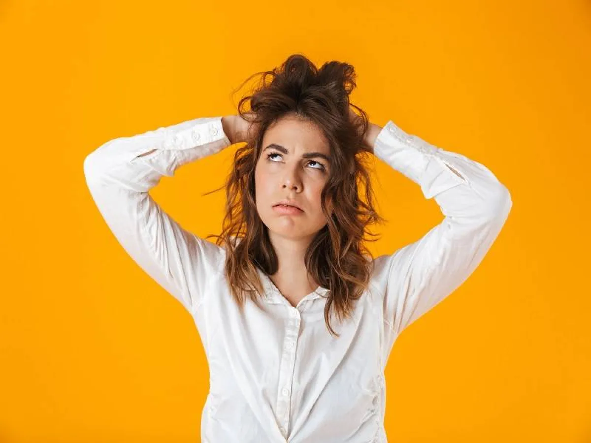 الضغط العصبي والتغييرات الهرمونية عند النساء من المحفزات التي تُسبب الإصابة بالصدفية